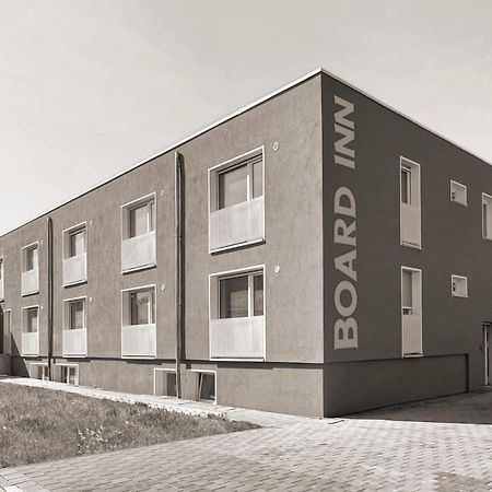 Board Inn - Haus Regensburg Ngoại thất bức ảnh
