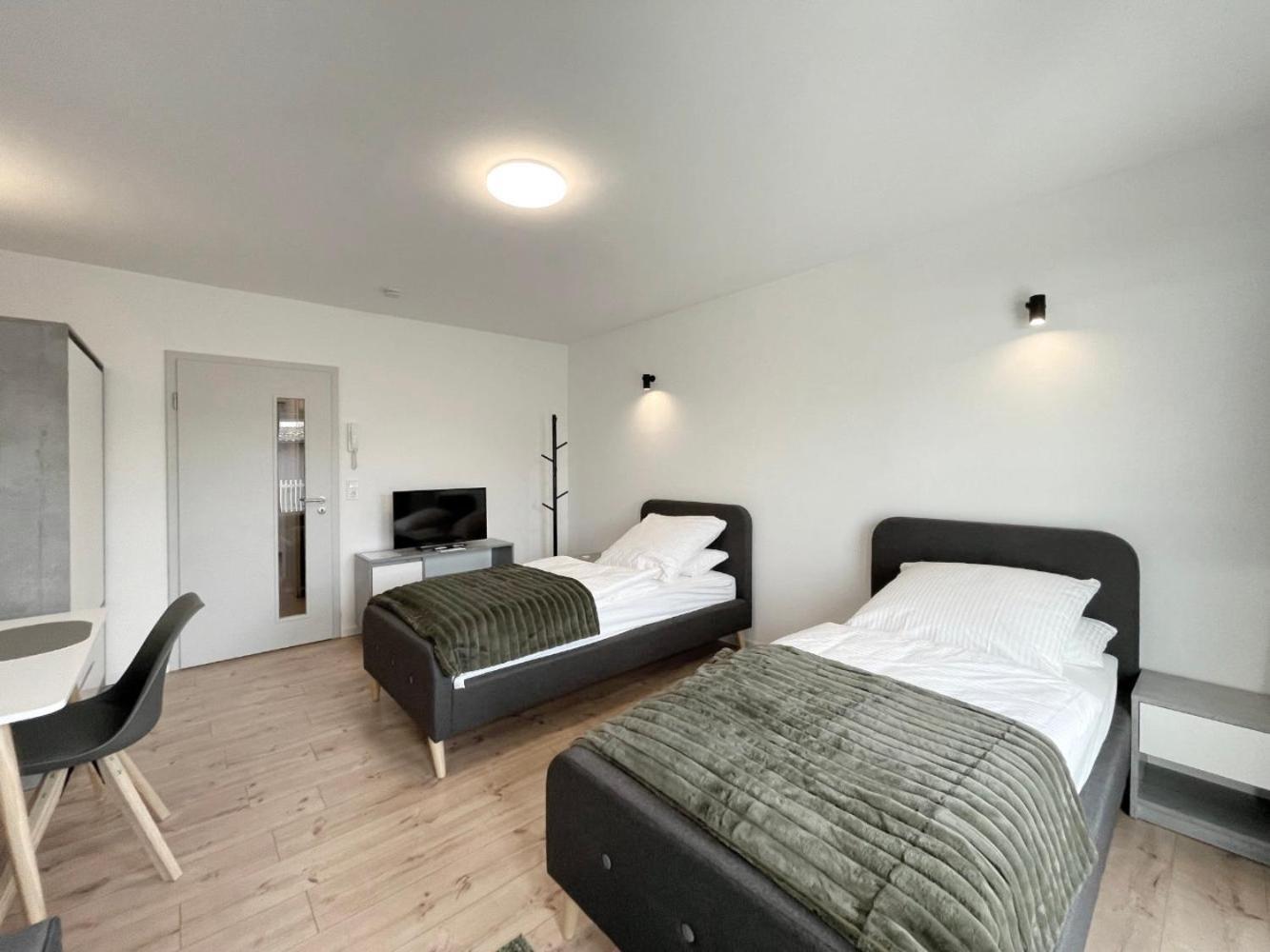 Board Inn - Haus Regensburg Ngoại thất bức ảnh